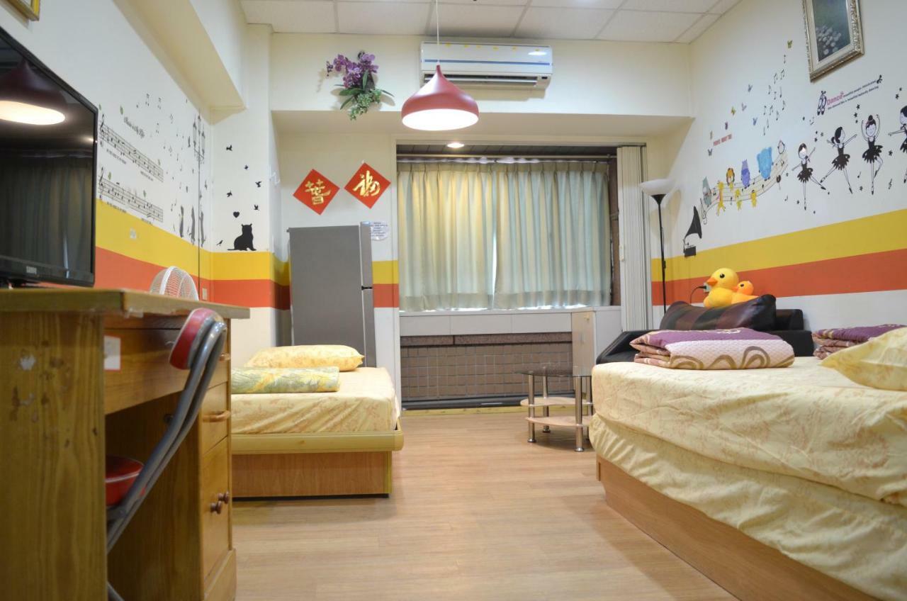 Holo Hostel Тайбэй Экстерьер фото